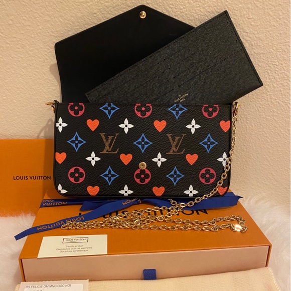 LOUIS VUITTON ♠️♥️ Game On ♥️♣️ Felicie Pochette - Picture 3 of 11